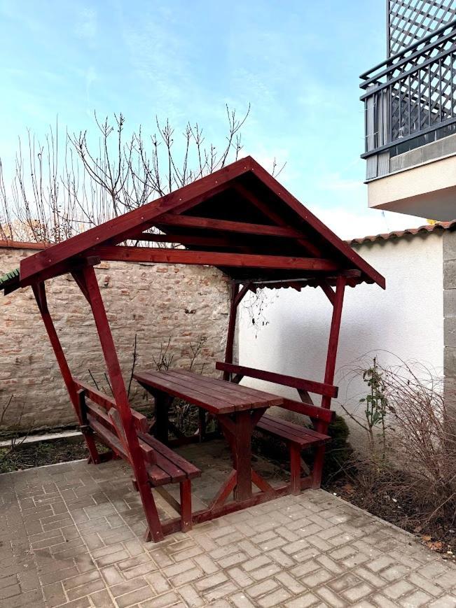 Kuriozum Vendeghaz Hotel Szeged Luaran gambar