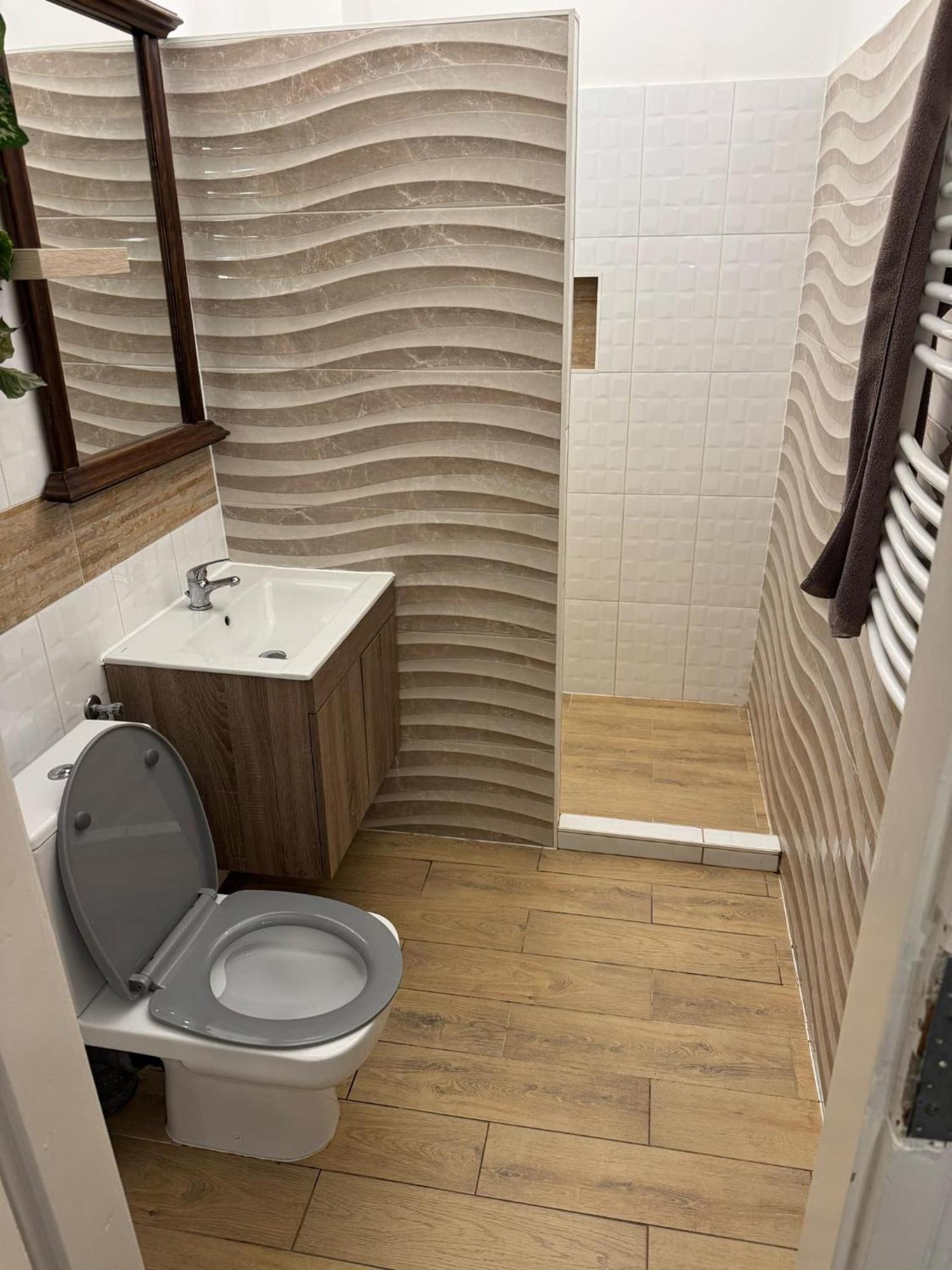 Kuriozum Vendeghaz Hotel Szeged Luaran gambar