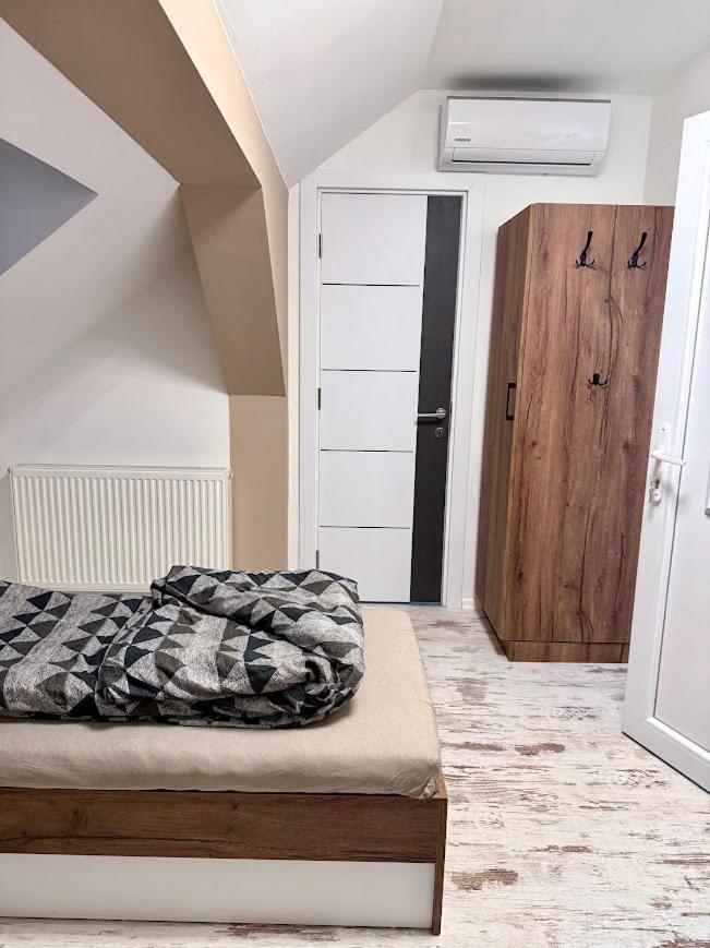 Kuriozum Vendeghaz Hotel Szeged Luaran gambar